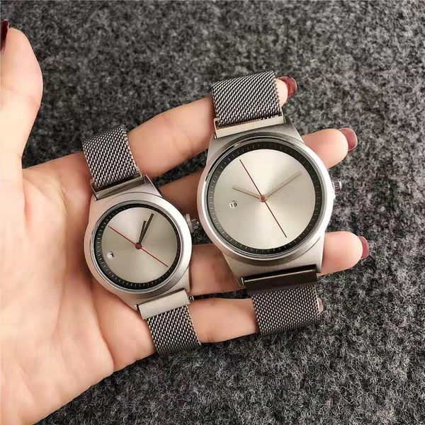 

DR Watch Top Luxury Mens женщин часы Известный дизайнер Золото 40мм 33мм Ladies Парой Unisex Наручны