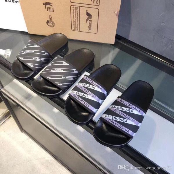 

explosive style, men and women fashion, casual and comfortable sandals and slippers, low-key luxury, non-slip gold brand effect, Black