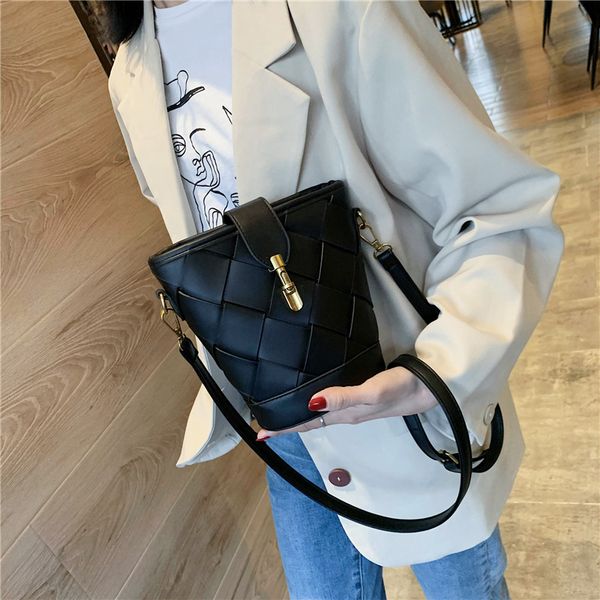 

women's bag pu weave bucket 2020 new casual solid shoulder bags purses and handbags euro-america style bag