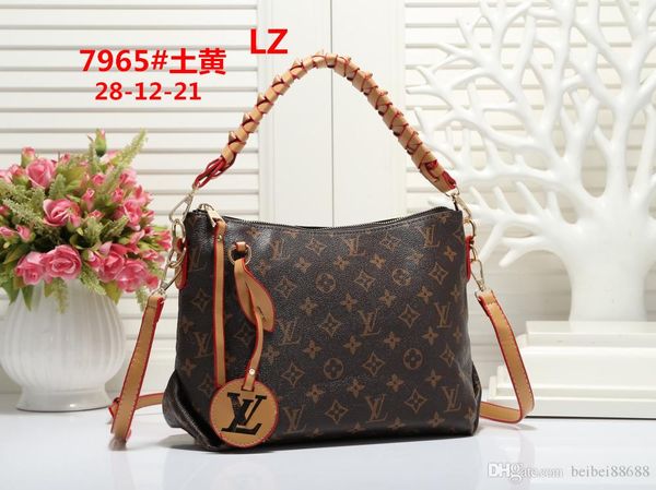 

2019 new fashion womens leather bag european designers handbags luxurys fashion women lash package pu leather bags shoulder bag 022