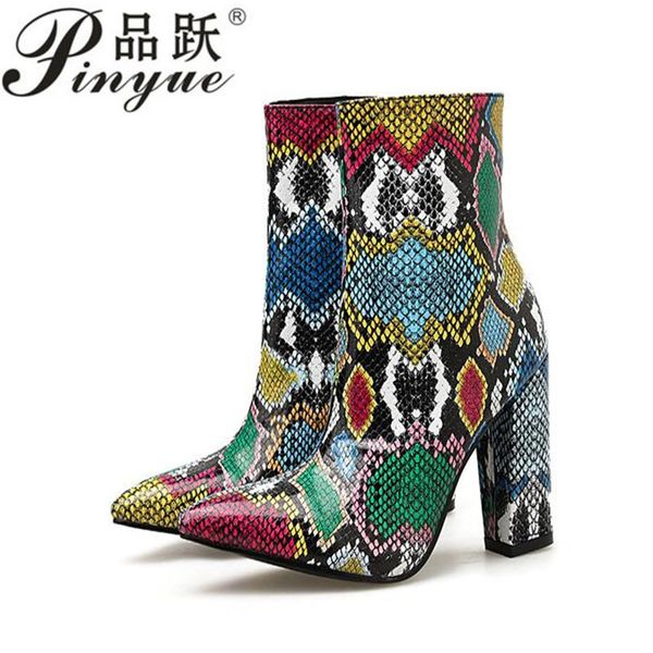 

2020 new women ankle boots fashion green snake grain booties winter female pointed toe high heels ladies zip boots shoes, Black