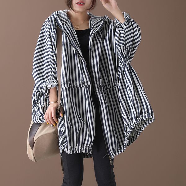

2020 female new spring korean style plus size outerwear literary retro with hooded batwing sleeve drawstring loose trench, Tan;black