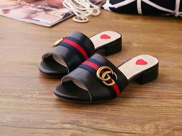 

2020 brand women's rivet bow flat bottom slippers sandals girls' herringbone slippers inlaid summer shoes cool beach slide jelly s, Black
