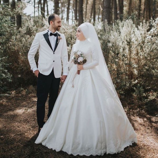 

muslim wedding dresses high neck long sleeve lace satin a line modest style 2020 new bridal gowns customize plus size, White