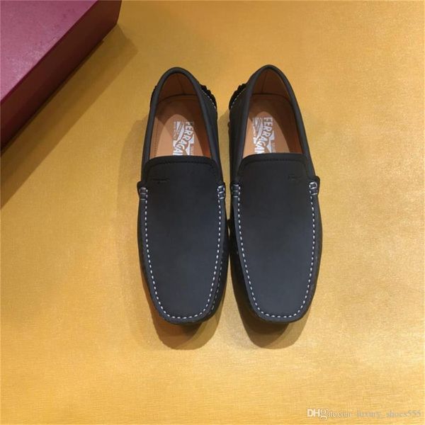 

2020 new men's casual shoes, british trend comfortable lazy wild punk style