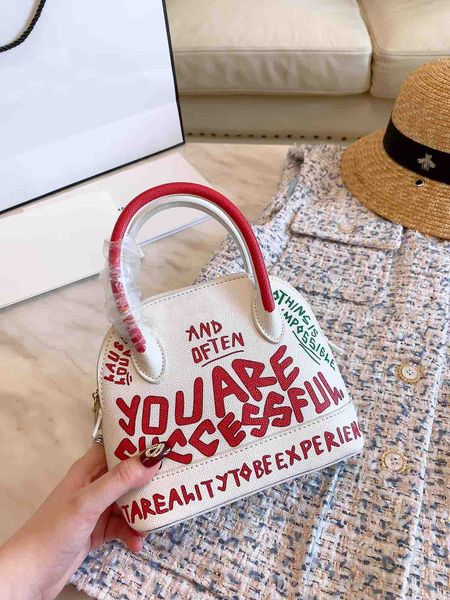 

2018 fashion designer mini shell handbags crossbody graffiti shoulder tote bags leather women messenger cross body bags