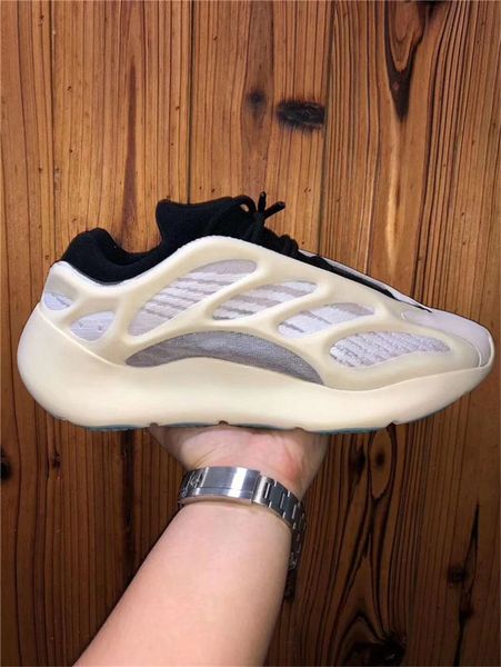 

2020 originals 700 v3 azael kanye west glow in the dark fw4980 white running shoes man woman authentic sports sneakers with box