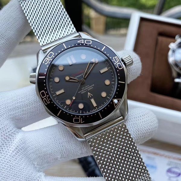 

2020luxury watch mens limited edition skyfall men master james bond 007 diver 300m watches mark 50th designer fabric wristwatch, Slivery;brown