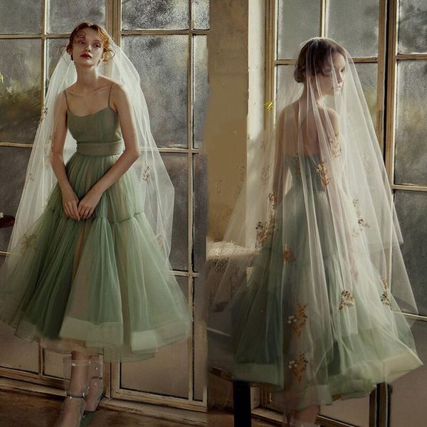 

studio theme green forest department small fresh beach tour p light wedding dress personal portrait art p clothing art test dress, Red