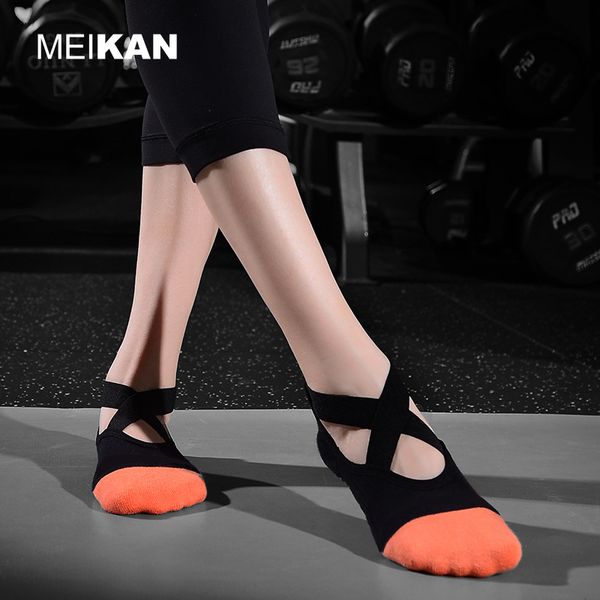 

meikan terry yoga socks silicone wear-resistant non-slip cotton dance socks mkyg1904, Black