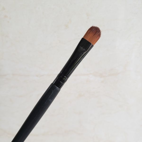 

Profe ional eye hadow makeup bru he et black wood handle ynthetic hair eye hadow eyebrow eyeliner blending mudge bru h 500 pc dhl