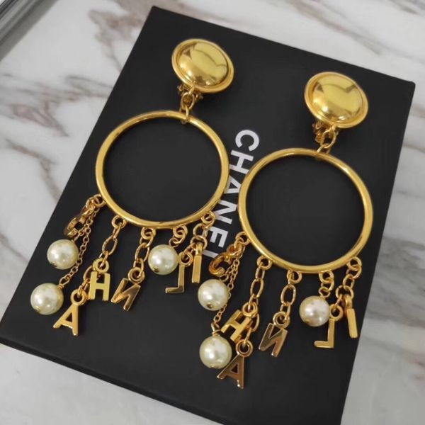 

2019 designer stud earrings women's jewelry shining gold crystal gold earrings party gift, Golden;silver