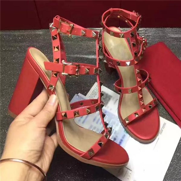 

2018 european style brand shoes imported leather female hococal sandalsdesigner has tag female slippers women's fashion high, Black