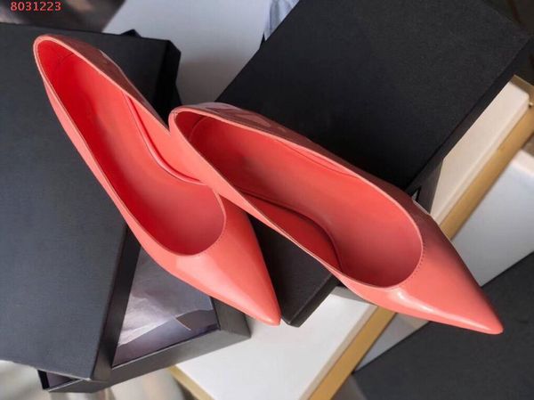 

2019 women high heels dress shoes elegant style pink and white black heels high-end atmosphere, fashion and stable