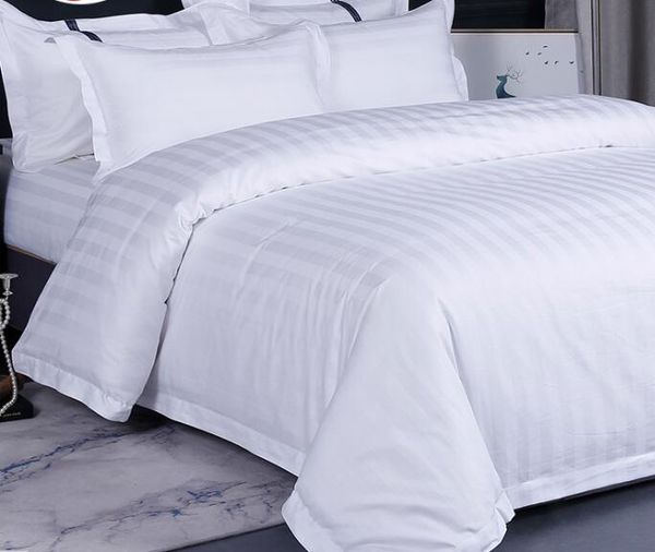 

3pcs 4pcs cotton/polyester l bedding set includs duvet cover flat sheet pillowcases without filler white color