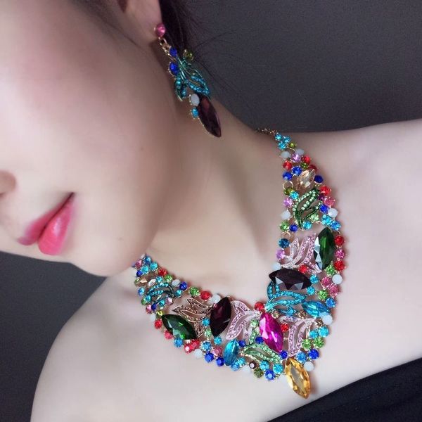 

european and american famous decorative necklace short autumn and winter vintage crystal sweater chain korean style clavicle chain female ex, Silver