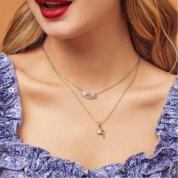 

fashion letters love pendant necklace for women diamonds charm keychains shape chokers pendant necklaces sweater chains statement jewelry, Silver