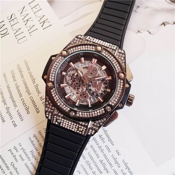 

Dropship Fashion Large Dial Quartz Men's Watches Luxury Men's Watch Fully Functional Quartz Rhinestone Diamond Inlay Clock Dial Quartz Watch