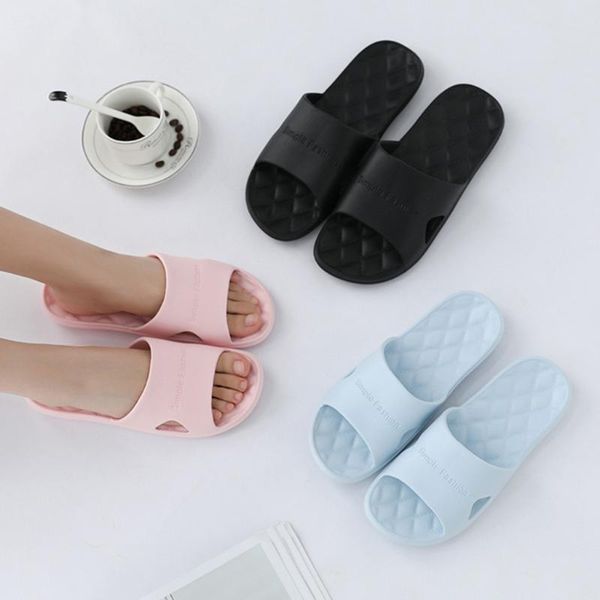 

2020 мода ванная комната душ тапочки женщины summer soft подошва пляж досуг обувь женский крытый бассейн home house трусы l * 5, Black