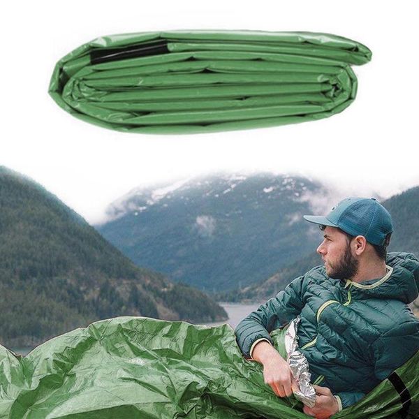 

outdoor emergency sleeping bag insulation and life envelope equipment saving protective sleeping bag emergency w8r4