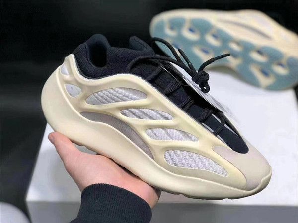 

new release azael 700 v3 designer shoes for sale glows in the dark correct version kanye west men womens running shoes