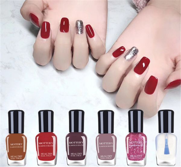 

nail polish