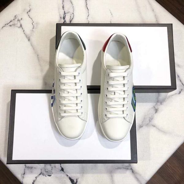 

2020special couple's new products counters men's shoes women's style couple popular designer flat shoes black and white sport