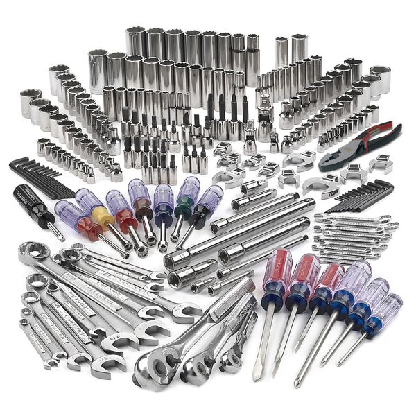 

Craft man mechanic tool et univer al 215 piece ae ocket 6 and amp 12 point