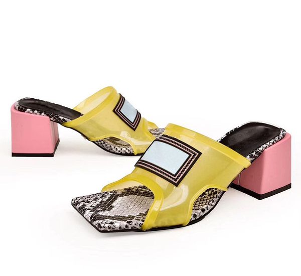 

crystal shoes beach slippers summer women cartoon slippers with big head glue transparent fashion women's slippers, Black