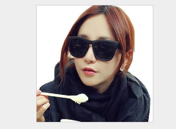 

2019 sunglasses, men's and women, big box, retro sunglasses, White;black