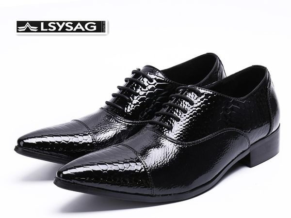 

new genuine leather men oxford shoes fashion pointed toe men brogue shoes lace up business formal dress, Black