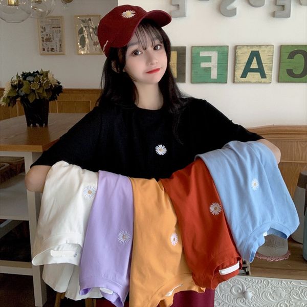 

women's short sleeve t-shirt embroidery embroidery daisy cotton 2020 summer round collar loose stylish ins girl t-shirt, White
