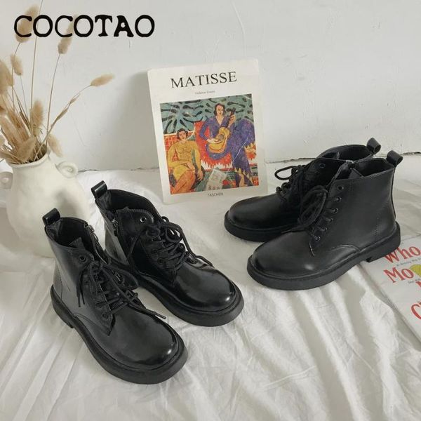 

british style boots female 2020 autumn new retro locomotive ins fashion students handsome black short boots tide
