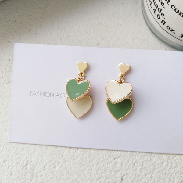 

fashion super sweet fairy lady love shape earrings joker character asymmetric contrast color earrings contracted, Golden;silver