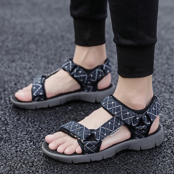 

2020 горячие продажи спорт сандалии мужчины anti-скользкий бич shoewear марка дизайнер открытый сандал для man носимого trekking сандалии му