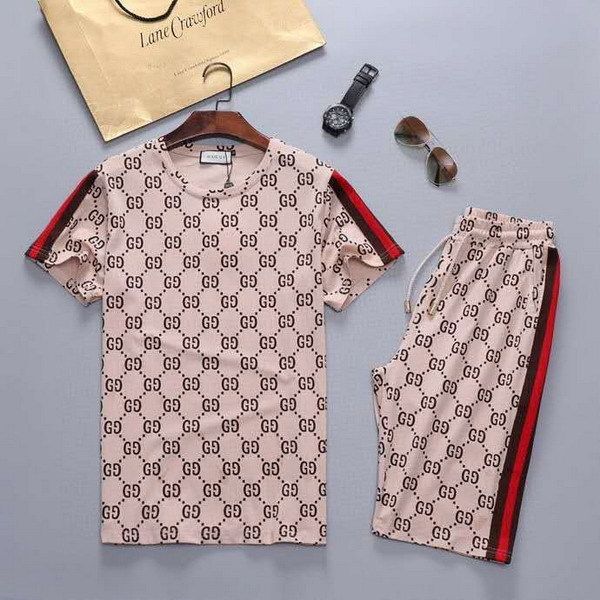 

luxury mens short tracksuit 2020 designer casual tracksuits brand letters print embroidery solid color t-shirt with summer beach shorts, Gray