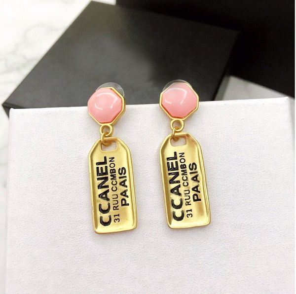 

2020 горячие продажи золотое письмо тег форма серьги мода простой и щедрый дамы роскошные элегантные подарки, Silver