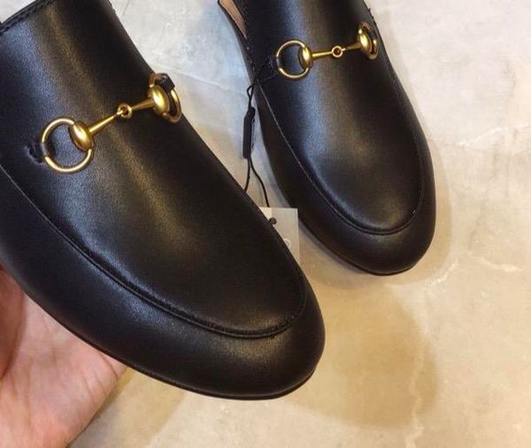 

2019 brand mules princetown men women fur slippers mules flats genuine leather luxury designer fashion metal chain xshfbcl, Black