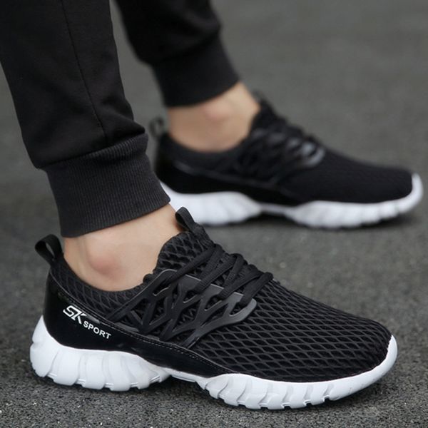 

autumn couple's breathable lightweight sports trend running shoes korean-style students casual mesh shoe, Black