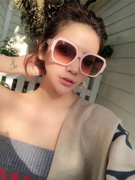 

боковые b-образные женские солнцезащитные очки солнцезащитные очки-имя очки высокое качество последняя мода стиль модель: b4023, White;black