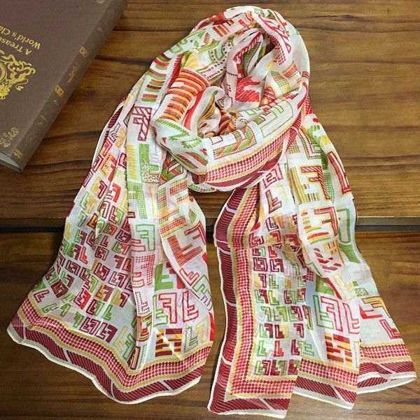 

Cachecóis wanghai3303