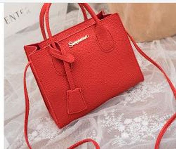 

2020 new designer portable female bag foreign luxury small square bag shoulder slung tide fashion wild