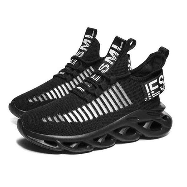 

2020 running shoes for men light outdoor big boy sport shoes mesh breathable mens running size gym sneakers men