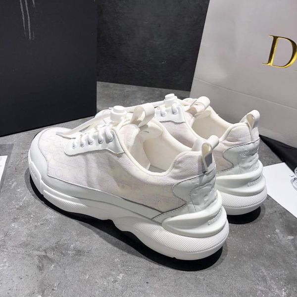 

new fashion luxury casual sports shoes wild retro women's men's sports running shoes flat basketball shoes 01