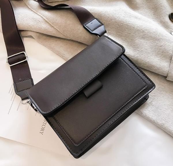 

on the new small bag female 2020 new wave ins wild wide shoulder strap small square bag retro single shoulder messenger selling