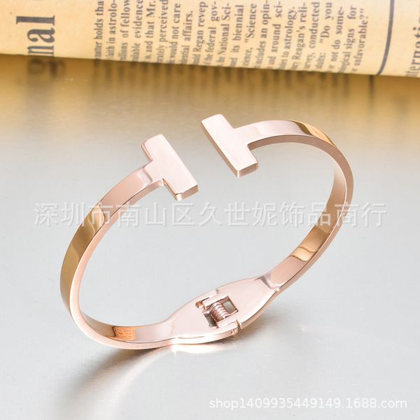 

Wholesale Korean Double T Spring Open Bracelet High Quality Girls Fashion Accessories Rose Gold Titanium Steel Bracelet