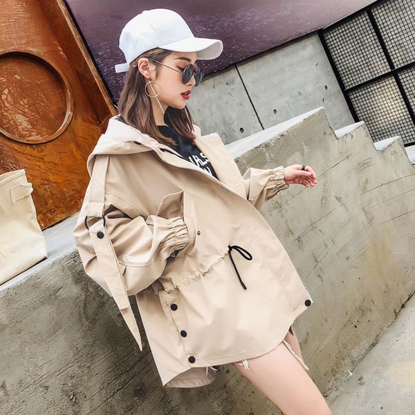 

windbreaker 2019 autumn coat female popular autumn section small new short paragraph wild tide, Tan;black