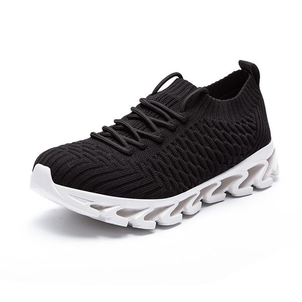 

couples walking shoes tennis mesh shoes fashion platform slip-on sneaker gym modern men athletic trainers outdoor sneakers