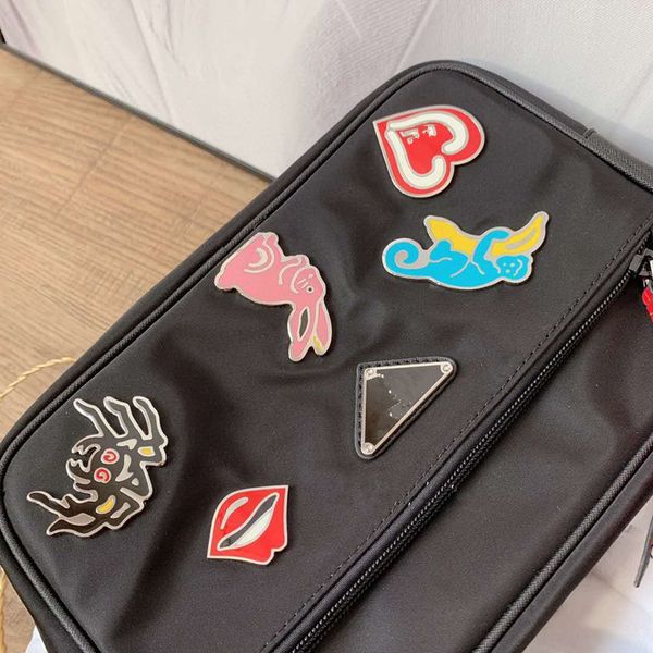 

2020 жетоны косые нейлон мужские и женские сумка одиночные девочки мальчики unisex плечи и мужчины и женщины кошельки сумки роскошные женщин