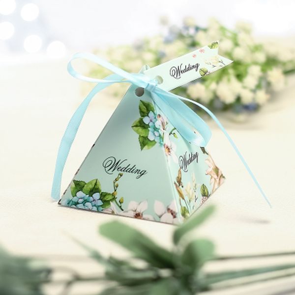 

50pcs/lot light blue/pink/purple flower garland wedding candy box with ribbon card diy special candy gift box party supplies